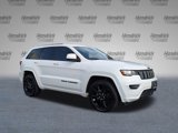 Used 2020 Jeep Grand Cherokee Altitude image 2