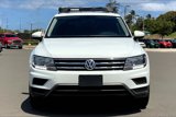 Used 2020 Volkswagen Tiguan SE w/ Panoramic Sunroof Package image 3