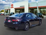 Used 2022 Toyota Camry SE image 5