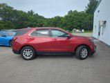 Used 2023 Chevrolet Equinox LT image 2