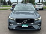 Used 2022 Volvo XC60 B5 Momentum image 3