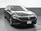 Used 2020 Volkswagen Jetta R-Line w/ R-Line Cold Weather Package image 4