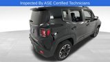 Used 2016 Jeep Renegade Trailhawk w/ Premium Trailhawk Package image 3