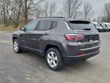 Used 2019 Jeep Compass Latitude image 3