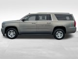 Used 2019 Chevrolet Suburban LT image 2