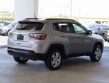 Used 2022 Jeep Compass Latitude image 5
