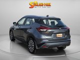 Used 2023 Nissan Kicks SV image 3