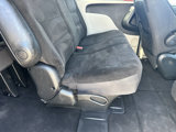 Used 2018 Dodge Grand Caravan SE w/ UConnect Hands-Free Group image 6