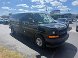 Used 2017 Chevrolet Express 3500 Extended image 2