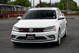 Used 2017 Volkswagen Jetta GLI image 4