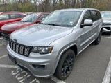 Used 2020 Jeep Grand Cherokee Altitude image 2
