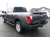 Used 2017 Nissan Titan SL image 5