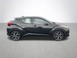 Used 2022 Toyota C-HR XLE image 6