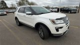 Used 2018 Ford Explorer Platinum image 2