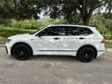 Used 2021 Volkswagen Tiguan SE R-Line image 2
