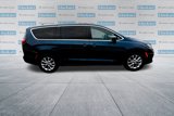 New 2025 Chrysler Pacifica Select image 4