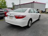 Used 2017 Toyota Camry LE image 3