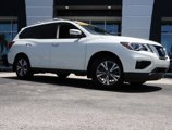 Used 2017 Nissan Pathfinder SL w/ SL Tech Package image 2