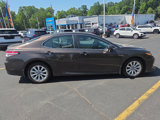 Used 2018 Toyota Camry L image 2