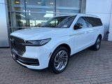 New 2025 Lincoln Navigator Reserve image 3