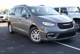 Used 2022 Chrysler Pacifica Touring-L image 2