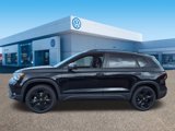 New 2025 Volkswagen Taos SE image 3