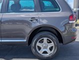 Used 2009 Volkswagen Touareg V6 image 4