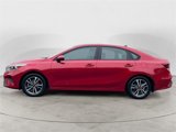 Used 2022 Kia Forte LXS image 2