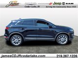 Used 2019 Lincoln MKC Select image 3