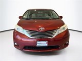 Used 2011 Toyota Sienna image 2