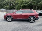 Used 2019 Jeep Cherokee Latitude Plus image 2
