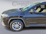 Used 2021 Jeep Cherokee Latitude w/ Mopar Interior Package image 2
