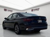 Used 2023 Volkswagen Jetta SEL image 5