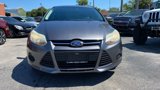 Used 2014 Ford Focus SE image 2
