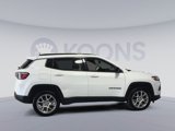 Used 2022 Jeep Compass Latitude image 2