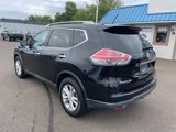 Used 2014 Nissan Rogue SV image 2