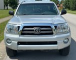 Used 2010 Toyota Tacoma 4x4 Double Cab image 2