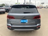 New 2024 Volkswagen Taos SE image 5