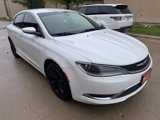 Used 2016 Chrysler 200 Limited image 4