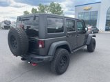 Used 2017 Jeep Wrangler Unlimited Rubicon image 3
