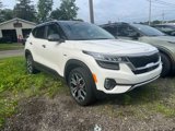 Certified 2023 Kia Seltos SX image 3