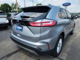 Used 2023 Ford Edge SEL w/ Convenience Package image 4