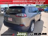 Used 2021 Jeep Cherokee Latitude image 3