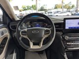 Used 2022 Ford Explorer Limited w/ Equipment Group 301A image 5