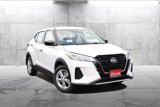 New 2025 Nissan Kicks Play S image 2