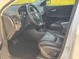 Used 2023 Jeep Cherokee Altitude Lux image 6