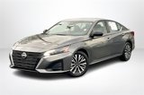 Used 2024 Nissan Altima 2.5 SV image 2