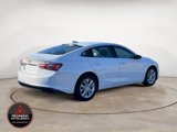 Used 2022 Chevrolet Malibu LT image 3