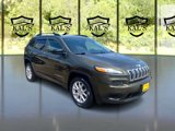 Used 2016 Jeep Cherokee Sport image 3