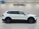 Used 2024 Volkswagen Tiguan SE image 2